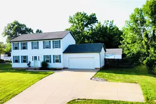 703 E Twinsburg Rd, Northfield, OH 44067 - Photo 2