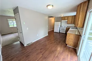 18015 Hillcrest Dr, Lake Milton, OH 44429 - Photo 18
