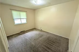 18015 Hillcrest Dr, Lake Milton, OH 44429 - Photo 28