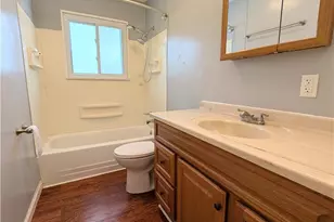 18015 Hillcrest Dr, Lake Milton, OH 44429 - Photo 24