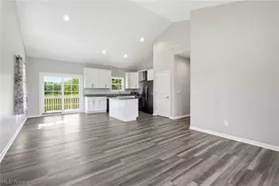 12180 Township Rd 8 NE, Crooksville, OH 43731 - Photo 12