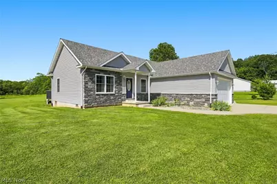 12180 Township Rd 8 NE, Crooksville, OH 43731 - Photo 2