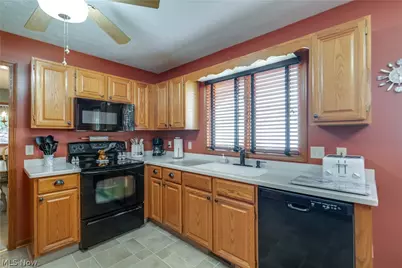 4890 Belden Park Drive NW, North Canton, OH 44720 - Photo 20