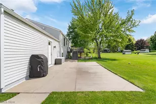 4506 Honeysuckle Dr, Green, OH 44720 - Photo 32