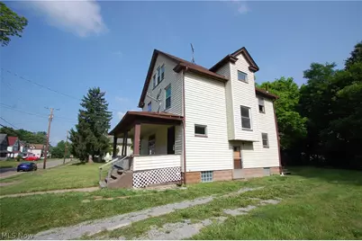 360 W Delason Avenue, Youngstown, OH 44511 - Photo 2
