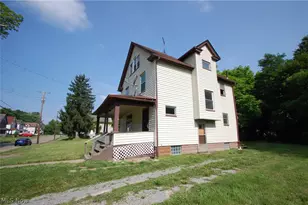 360 W Delason Ave, Youngstown, OH 44511 - Photo 2