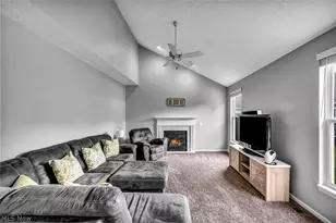 1174 Brittany Blvd, Akron, OH 44312 - Photo 4