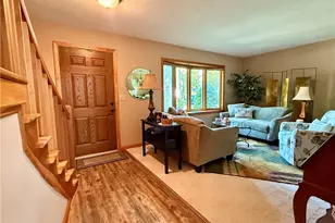 853 Alameda Ave, Sheffield Lake, OH 44054 - Photo 6