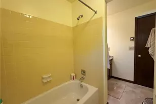 853 Alameda Ave, Sheffield Lake, OH 44054 - Photo 26
