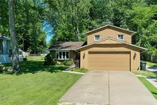 853 Alameda Ave, Sheffield Lake, OH 44054 - Photo 40