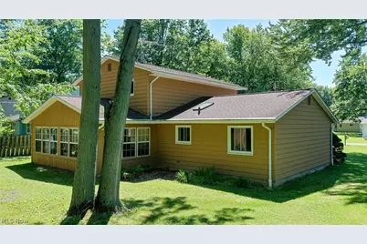 853 Alameda Avenue, Sheffield Lake, OH 44054 - Photo 4