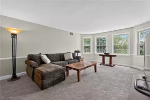 13600 Shaker Blvd, Huber Heights, OH 44120 - Photo 12