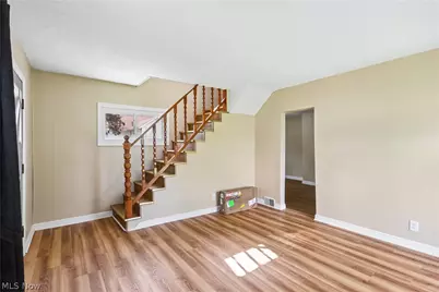 174 Yonker Street, Barberton, OH 44203 - Photo 8