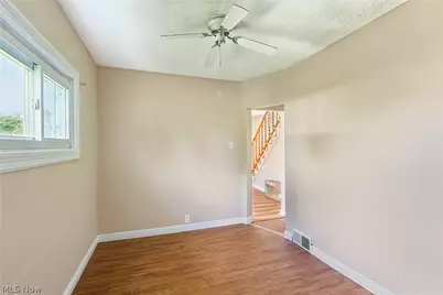 174 Yonker Street, Barberton, OH 44203 - Photo 18