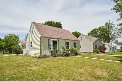 4340 W 189th Street, Loveland, OH 44135 - Photo 2