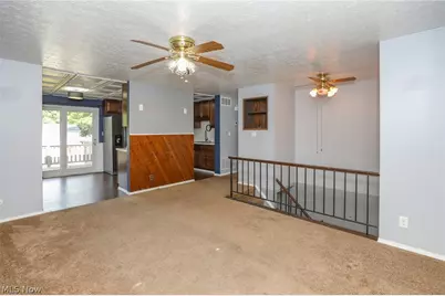 1073 Sunnywood Lane, Ravenna, OH 44266 - Photo 12