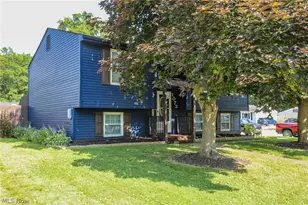 1073 Sunnywood Ln, Ravenna, OH 44266 - Photo 4
