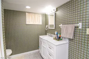 114 Chestnut St, Bethesda, OH 43719 - Photo 22