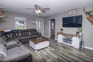 114 Chestnut St, Bethesda, OH 43719 - Photo 8