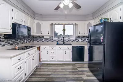 114 Chestnut Street, Bethesda, OH 43719 - Photo 2