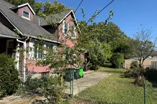 943 Worden Rd, Wickliffe, OH 44092 - Photo 2