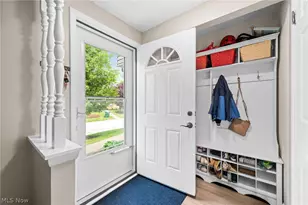 7390 Willow Run Dr, Mentor, OH 44060 - Photo 2