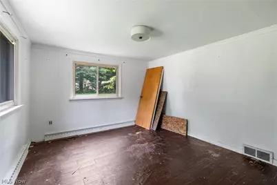 1219 Midland Avenue, New Franklin, OH 44203 - Photo 12