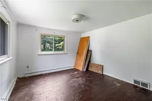 1219 Midland Ave, New Franklin, OH 44203 - Photo 12