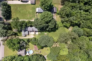 1219 Midland Ave, New Franklin, OH 44203 - Photo 8