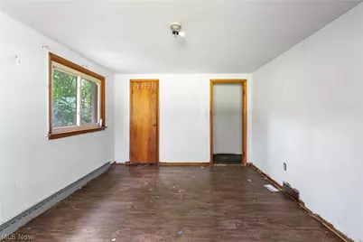 1219 Midland Avenue, New Franklin, OH 44203 - Photo 18