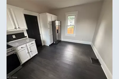 1225 Shorb Avenue NW, Canton, OH 44703 - Photo 8