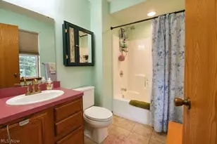 8252 Plains Rd, Mentor, OH 44060 - Photo 30