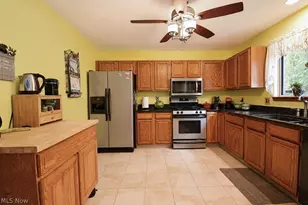 8252 Plains Rd, Mentor, OH 44060 - Photo 22