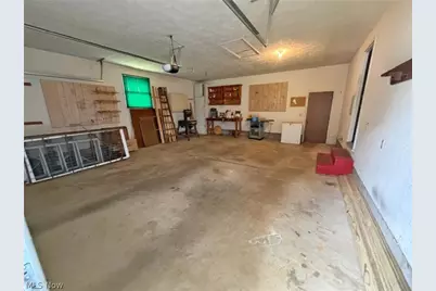 1333 Clarence Street NW, Uniontown, OH 44685 - Photo 4