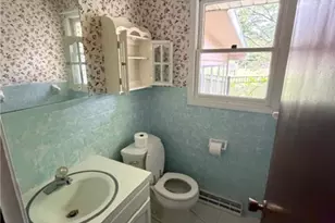 1333 Clarence St NW, Uniontown, OH 44685 - Photo 10