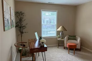 424 Harbor Ridge Ln, Fairport Harbor, OH 44077 - Photo 2