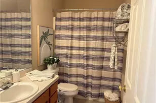 424 Harbor Ridge Ln, Fairport Harbor, OH 44077 - Photo 6