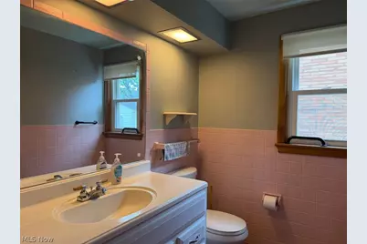 1810 Parkway Boulevard, Alliance, OH 44601 - Photo 12