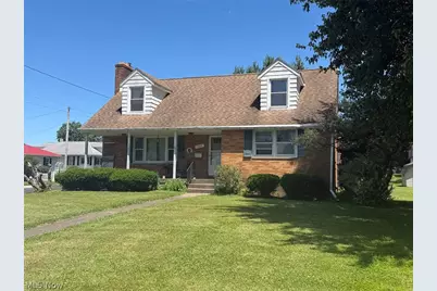 1810 Parkway Boulevard, Alliance, OH 44601 - Photo 2