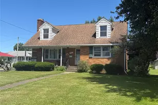 1810 Parkway Blvd, Alliance, OH 44601 - Photo 2