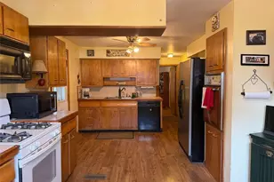 1810 Parkway Blvd, Alliance, OH 44601 - Photo 10