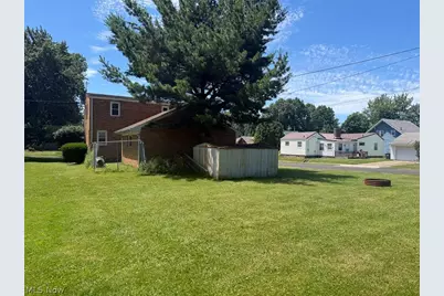 1810 Parkway Boulevard, Alliance, OH 44601 - Photo 6