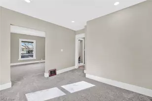 941 Carnegie Ave, Akron, OH 44314 - Photo 18
