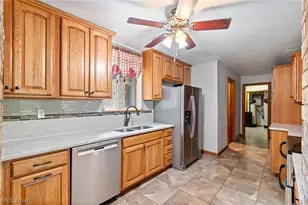 7434 Fenton Rd NW, South Bloomfield, OH 44450 - Photo 4