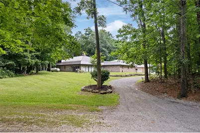 7434 Fenton Road NW, South Bloomfield, OH 44450 - Photo 26