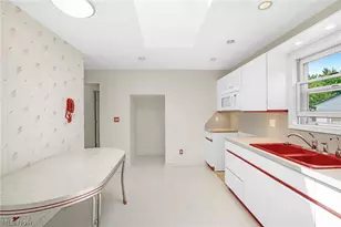 4089 Addison Ave NE, Louisville, OH 44641 - Photo 12