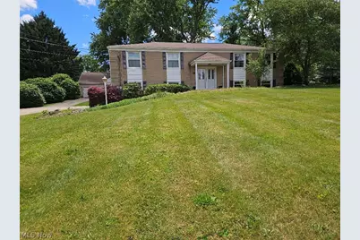 8162 Mona Street SW, Navarre, OH 44662 - Photo 2