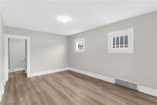 170 N Richview Ave, Youngstown, OH 44509 - Photo 12