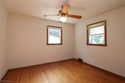 2497 Rosewae Drive, Youngstown, OH 44511 - Photo 12