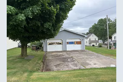 299 W Martin Street, East Palestine, OH 44413 - Photo 6